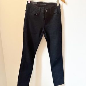 BRAND NEW (NWT) Women’s Skinny Leg, Mid-Rise black jeans, size 24.